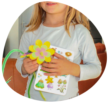 Activités manuelles : le guide complet pour développer la créativité des enfants à la maison