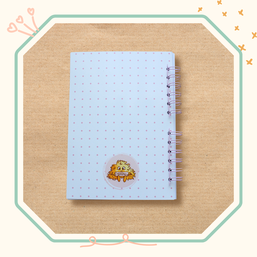 Visuel de l'arrière du cahier à spirale creamy momote.
