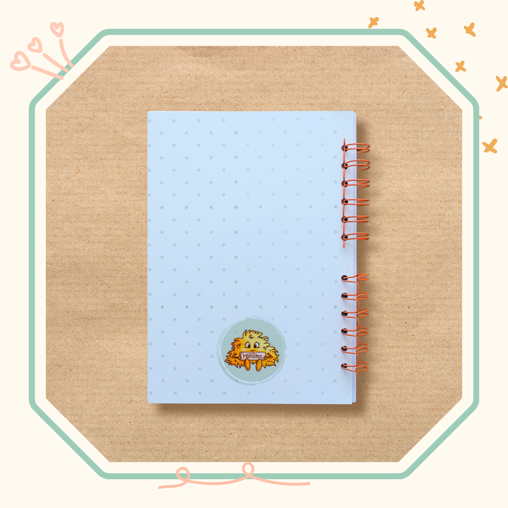Visuel du dos du cahier à spirale illustré d'un duo de momotes.